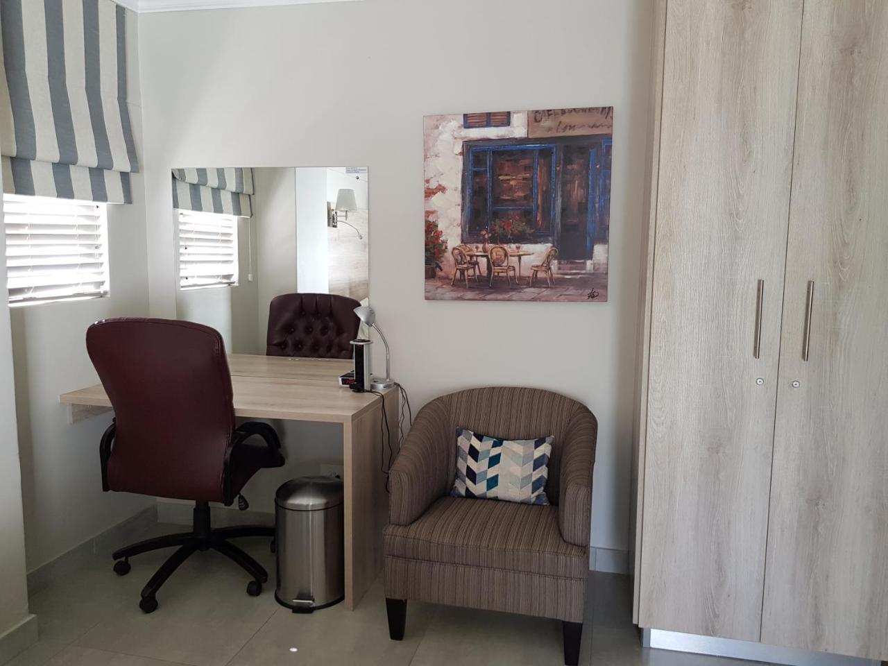 Presidensie Guest Rooms بوتشيفستروم المظهر الخارجي الصورة